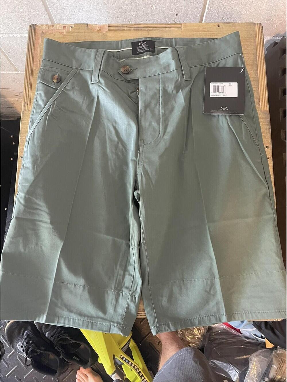 Oakley Icon Chino Pant Surplus Green Size 32 new